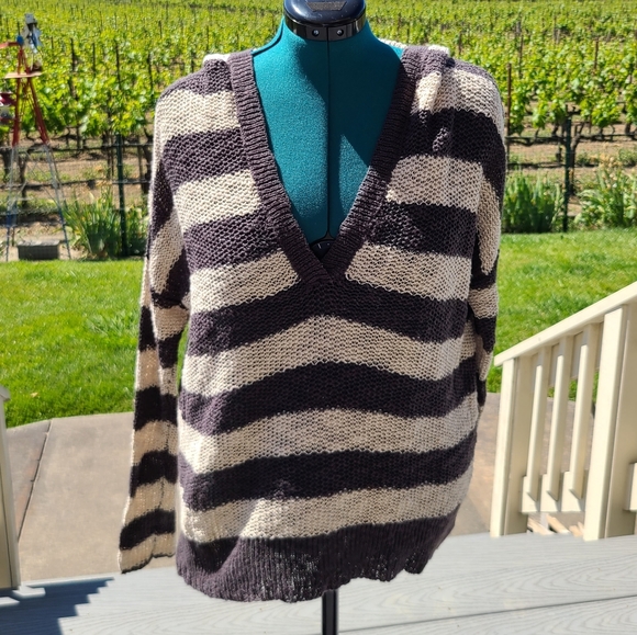 Roxy Brand Striped Hooded Vneck Sweater 